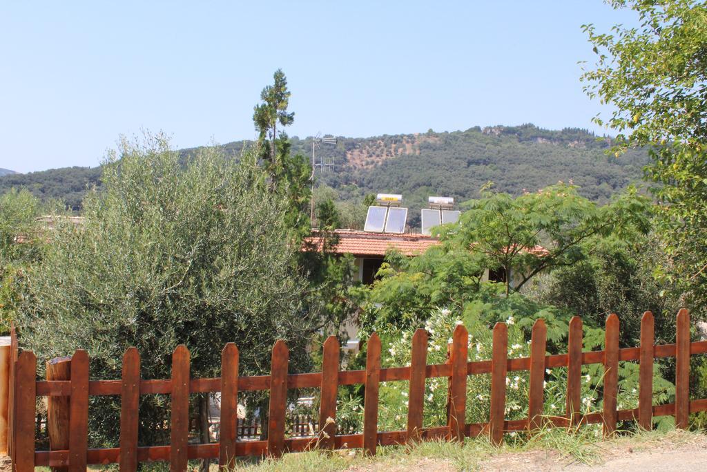 Villa Marina Агиос Георгиос Пагон Екстериор снимка